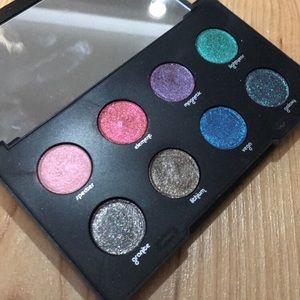 Urban decay moon dust palette